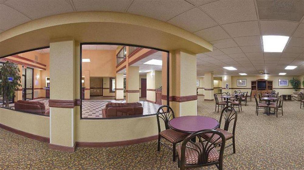 Holiday Inn Express Hotel & Suites Bentonville By Ihg Extérieur photo