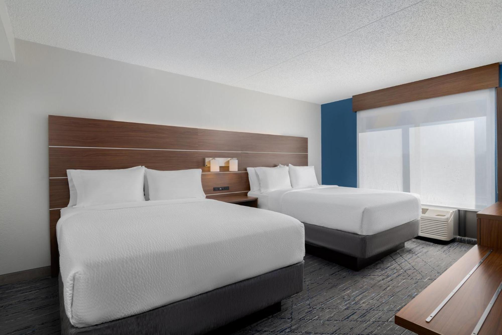 Holiday Inn Express Hotel & Suites Bentonville By Ihg Extérieur photo