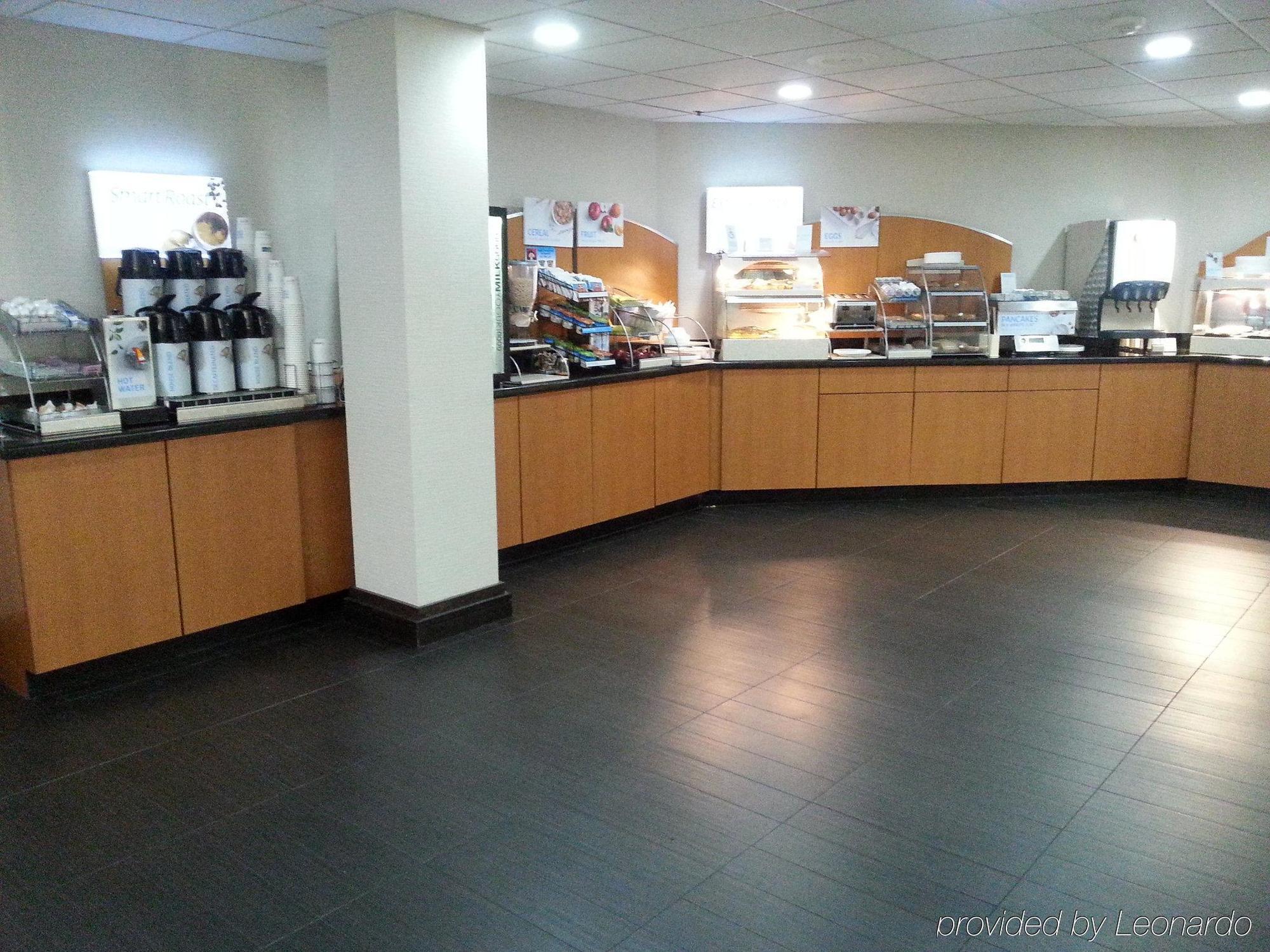 Holiday Inn Express Hotel & Suites Bentonville By Ihg Extérieur photo